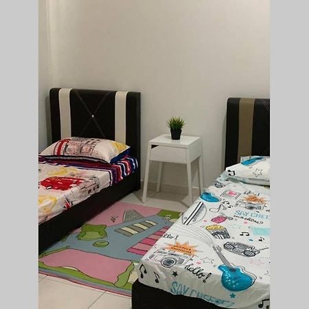 Si_Homestay4U Malacca Exterior foto